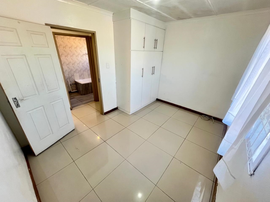 To Let 3 Bedroom Property for Rent in Braelyn Eastern Cape